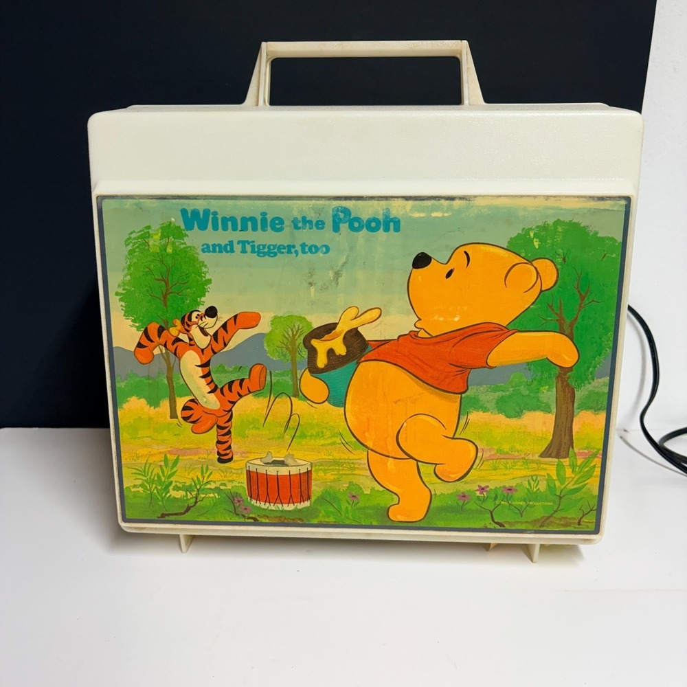 Vtg Walt Disney Winnie the Pooh Record Player Sears Plays 45's/33's‎ See Vid